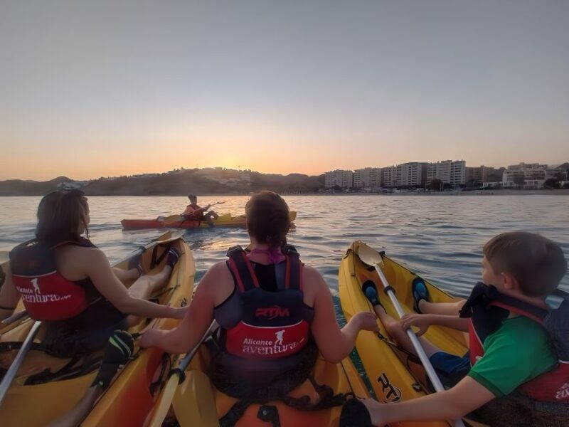 Villajoyosa: Moonlight kayaking and dinner under the stars - The Experience’s Pros and Cons
