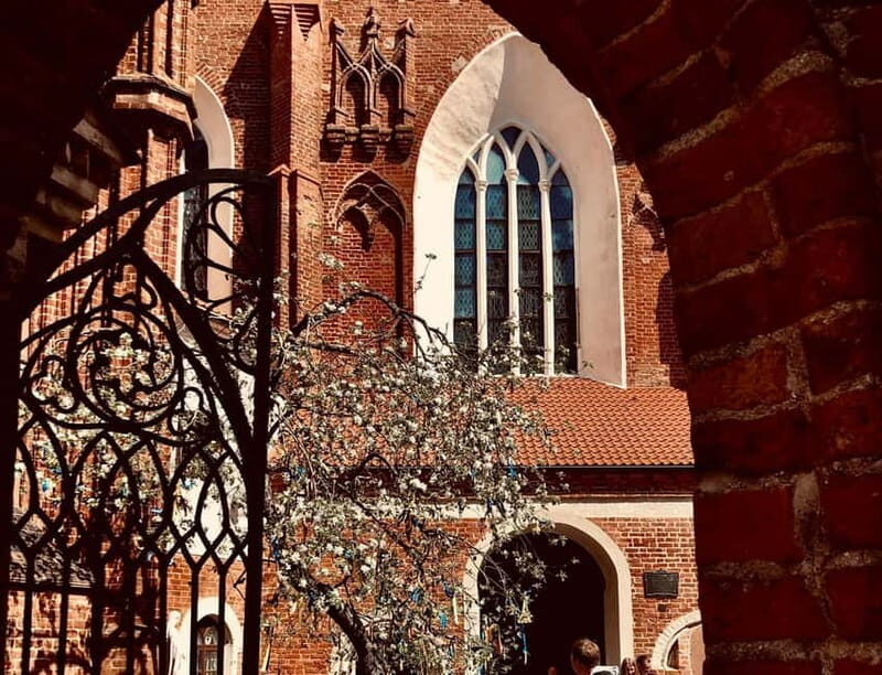 Vilnius: Customized walking day/night tours around Vilnius - Practical Considerations