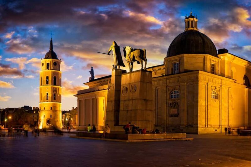 Vilnius: Private Ghostly Tales Walking Tour - Key Points