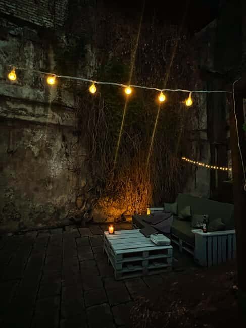 Vilnius: Private Open-Air Old Town Cinema Experience - Vilnius: Private Open-Air Old Town Cinema Experience