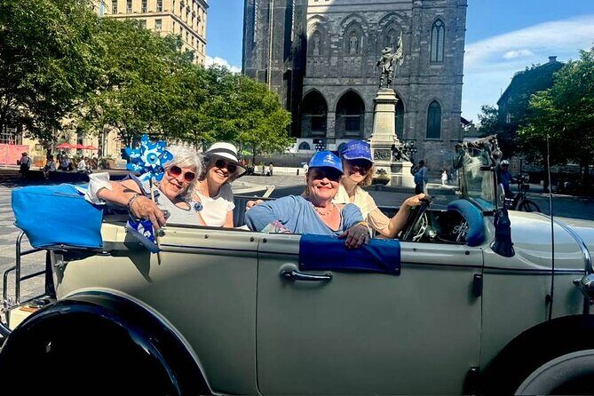 Vintage 1930 convertible! Old Montreal Tour-Private Guide -70 min - Introduction