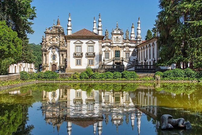 Vintage car ride in Vila Real - Practical Details & Tips