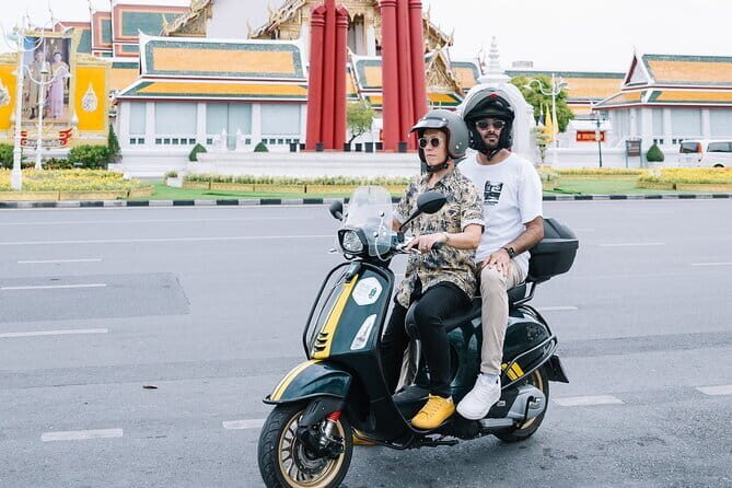 Vintage Scooter Bangkok Tour on Weekday (City Route) - Detailed Review of the Vintage Scooter Bangkok Tour