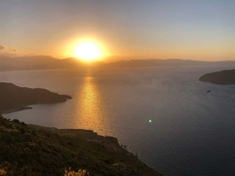 VIP Full-Day Private Tour (See the best with Professionals) - Key Points