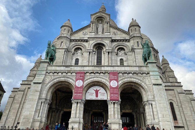 VIP Paris in a Day Tour with River Cruise Small Group or Private - FAQ