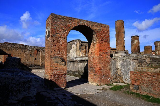 VIP Pompeii Tour including Newly Opened Houses With Archaeologist - Whats the Experience Like?