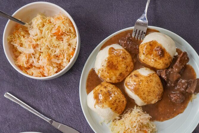 VIP Private Food Prague Tour by car: Food, drinks and boat - FAQ