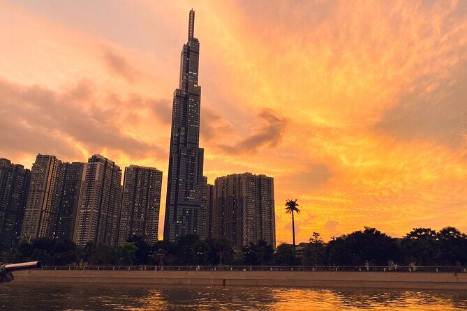 VIP Tour on Romantic Sunset Cocktail by Speed Boat - Who Will Love This Tour?