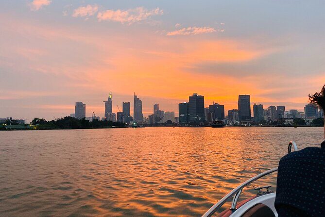 VIP Tour on Romantic Sunset Cocktail by Speed Boat - Practical Details & Tips