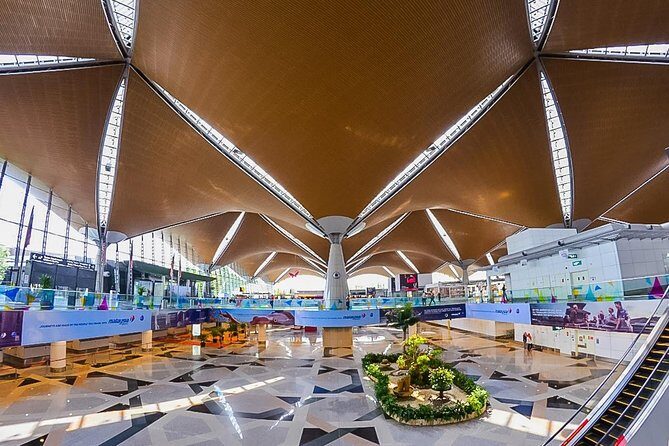 VIP Transfer by Mercedes Benz : Airport to Kuala Lumpur Hotel - The Sum Up