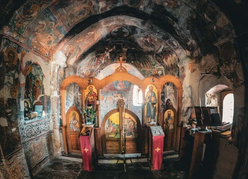 Virpazar: Skadar Lake PRIVATE Boat Tour to KOM MONASTERY - Key Points