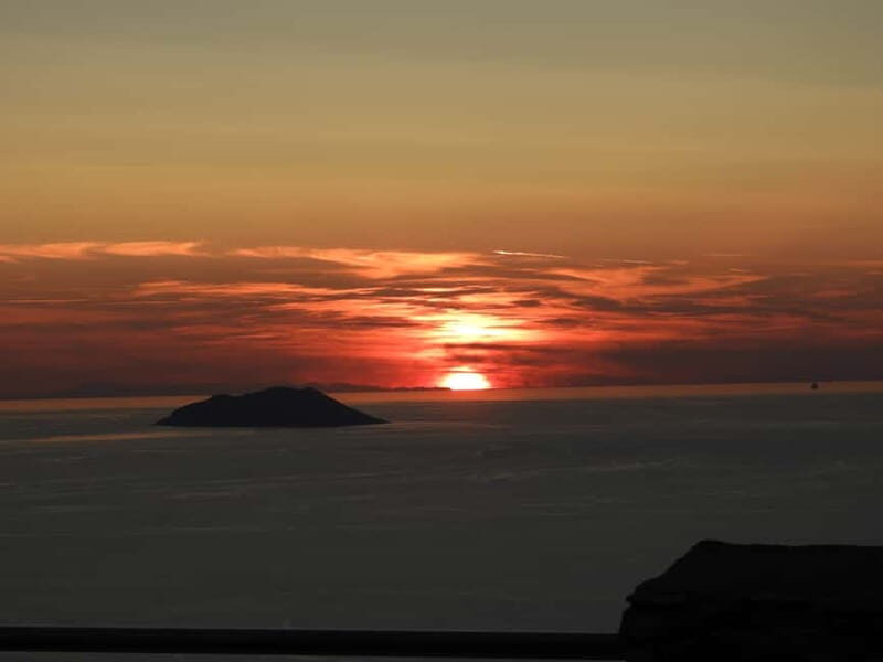 Vis: Historic Military Tour w/ Fort George Visit & Transfer - An In-Depth Look at the Military Tour Experience