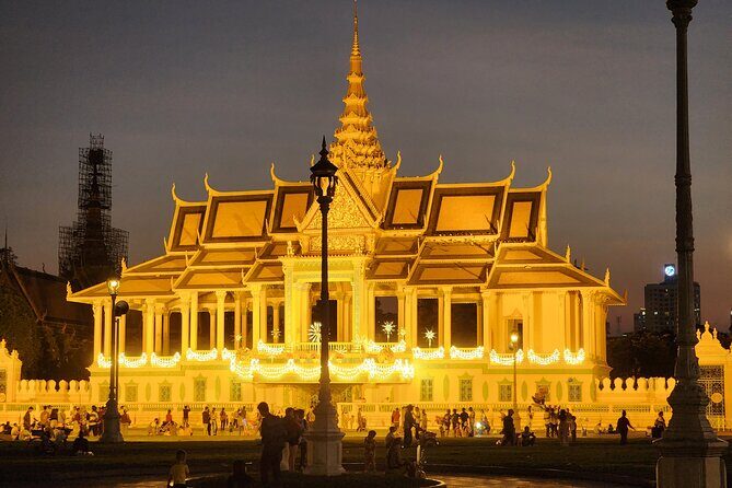 Visit 9 Places in 3 Hours by Private Tuk-Tuk - An Extensive Look at the Tour Experience