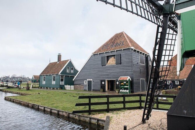 Visit Amsterdam Countryside with windmills by bike - Who Is This Tour Best For?