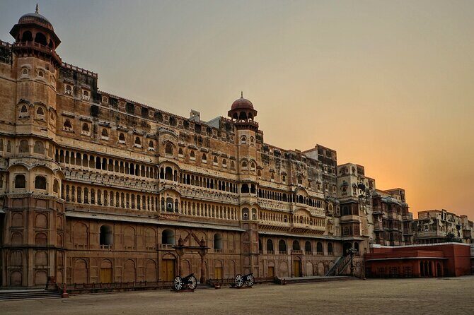 Visit Bikaner in Private Car with Guide Service - Discovering Bikaner in Comfort and Style: A Complete Review of the Private Car & Guide Tour