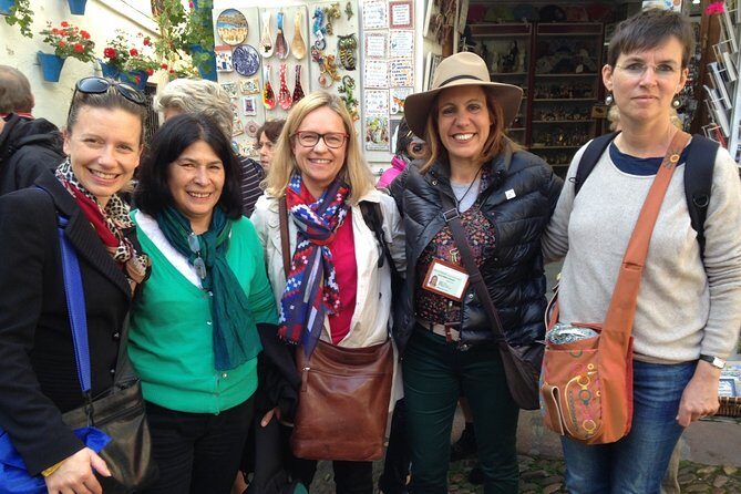 Visit Cathedral Mosque with official guide. Small groups - FAQ