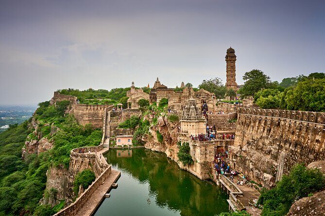 Visit Chittorgarh Fort with Pushkar Drop from Udaipur with Guide - Practical Details and Tips