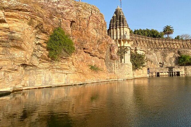 Visit Chittorgarh Fort with Udaipur Drop from Pushkar with Guide - The Itinerary Breakdown: What to Expect