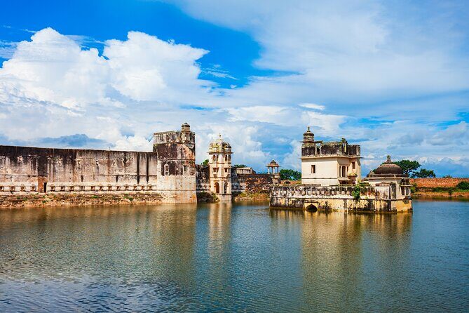 Visit Chittorgarh Fort with Udaipur Drop from Pushkar with Guide - FAQs