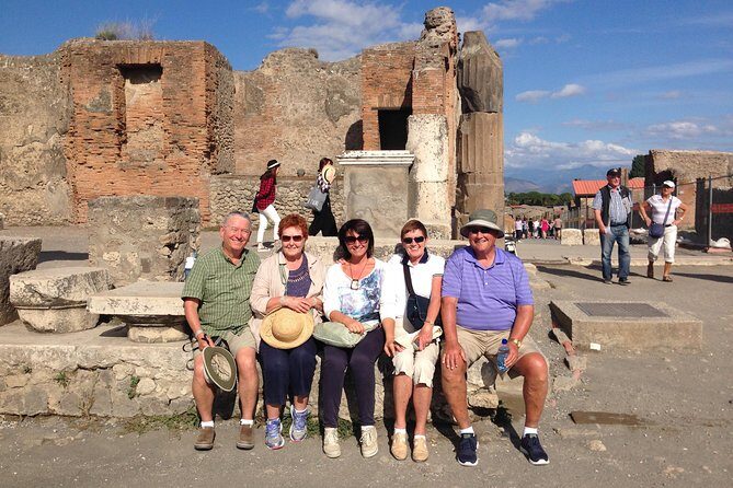 Visit in Pompeii - Pompeii Private Tour with Ada - The Pompeii Experience: What to Expect