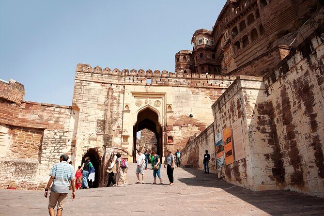 Visit Jodhpur in Private Car with Guide Service - Practical Details and Tour Logistics