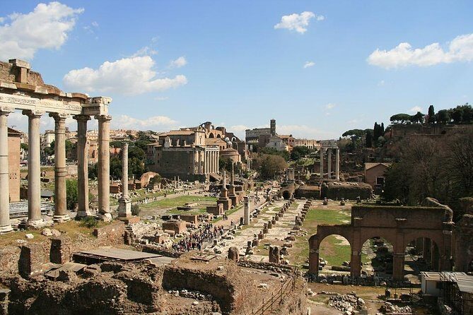 Visit of the Colosseum, Forum, Palatine Hill and Virtual Reality (VR) - The Sum Up