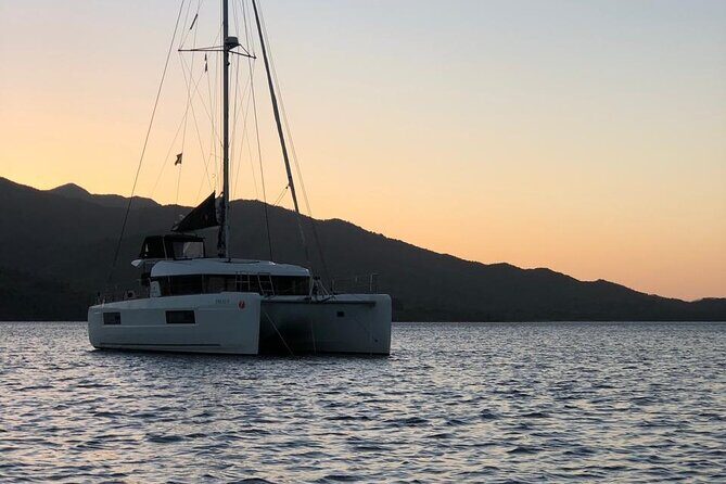 Visit Private Beaches around Puerto Vallarta in a Private Yacht - Key Points