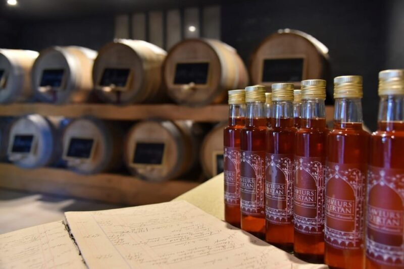Visit the artisanal vinegar factory of Château Coupelle d'Ertan - Exploring Château Coupelle d’Ertan: A Deep Dive