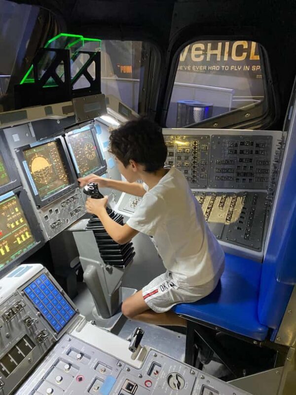 Visit the Kennedy Space Center in French from Orlando - FAQs