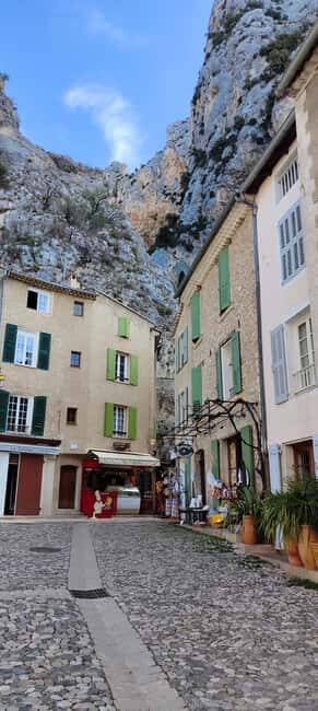 Visit the lavender fields, the Verdon Gorge, and Moustiers from Aix - An In-Depth Look at the Experience