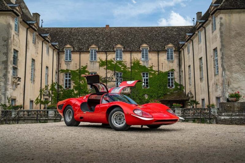 Visit the museums at Château de Savigny: aircraft, cars, motorcycles, and more. - Discover the Museums at Château de Savigny: Aircraft, Cars, Motorcycles, and More