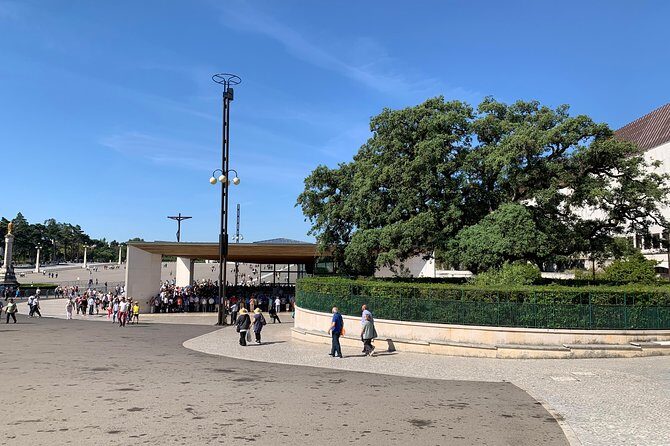 Visit to the Shrine of Fatima on a private half-day tour - A Closer Look at the Experience