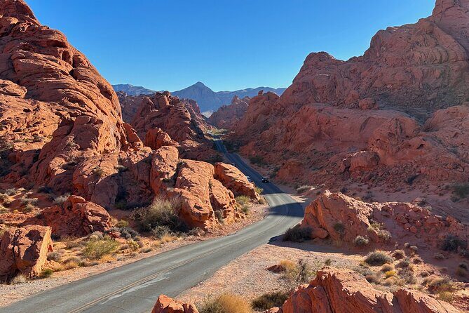Visit with French Guide of the Valley of Fire - What’s Included and What’s Not