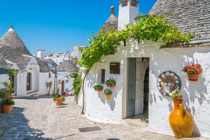 Visita guidata dei Trulli di Alberobello - Rione Aia Piccola: Preserving the Medieval Charm