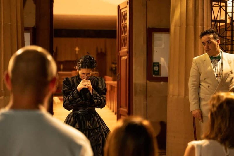 Visita teatralizada nocturna al Cementerio Inglés de Málaga - A Cultural and Spooky Night Out