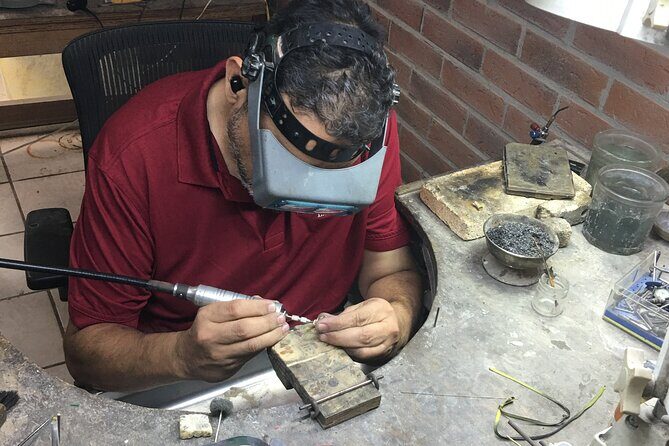 Vivalatina Jewelry Making Workshop in Puerto Vallarta - An Engaging Introduction to Jewelry Artistry