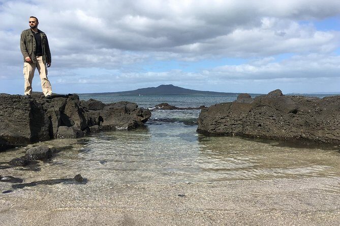 Volcanoes, Coasts, and Secret Spots Afternoon Tour in Auckland - Authentic Experiences That Shine
