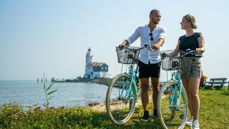 Volendam: Bike Rental including Highlights-Routes - The Itinerary and What to Expect