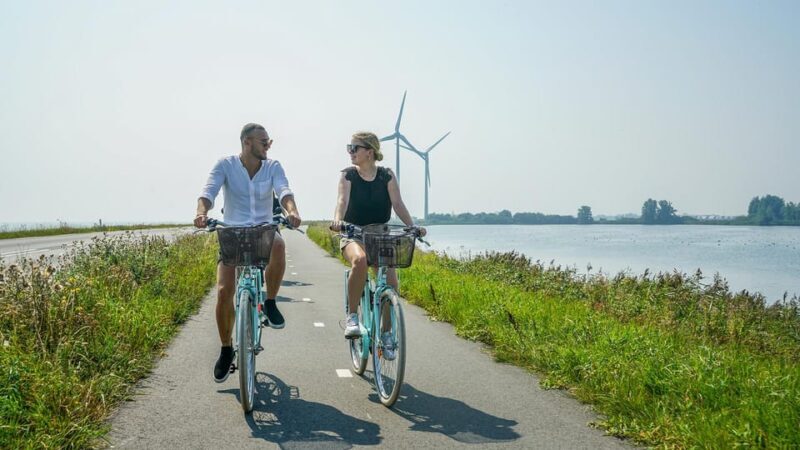 Volendam: Bike Rental including Highlights-Routes - FAQ