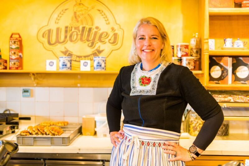 Volendam: Stroopwafel Experience with Tasting - A Deep Dive into the Experience