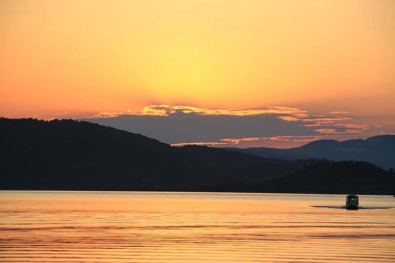 Vourvourou: Sunset Cruise to Diaporos Island & Blue Lagoon - FAQ