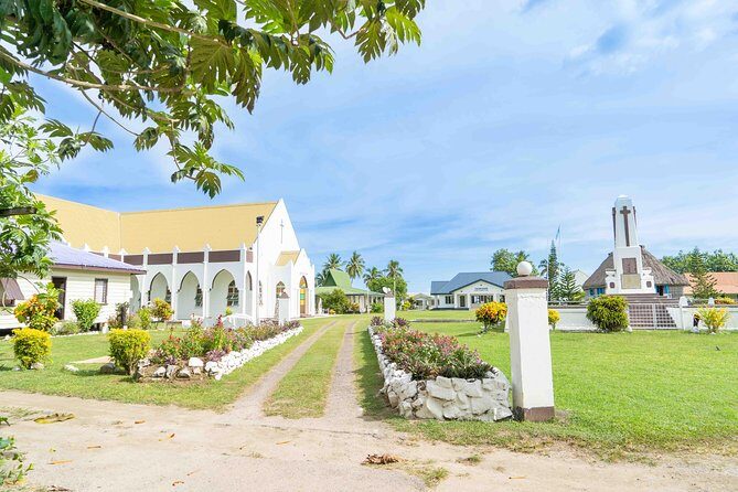 Vuda Lookout, Vesisei Village, Market, Temple & Garden of Sleeping Giant Tour - What Reviewers Say