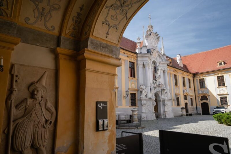 Wachau Valley: 3 Castles & Wine Private Guided Day Tour - Who Should Consider This Tour?