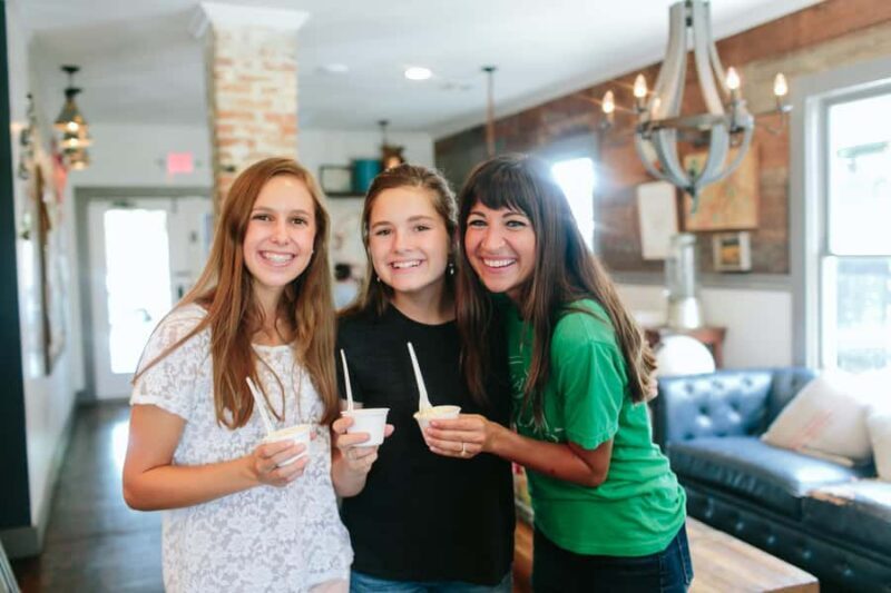 Waco: Fixer Upper Highlights and City Tour by Van - An Authentic Tour of Waco’s Highlights