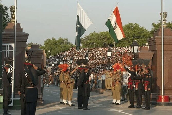 Wagah Border Retreat Ceremony With Traditional Dinner - The Experience Overview
