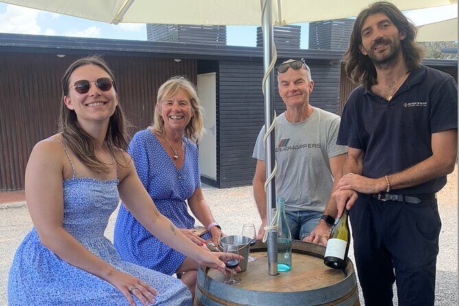 Waiheke island wine tours with Waitiki Tours - Key Points