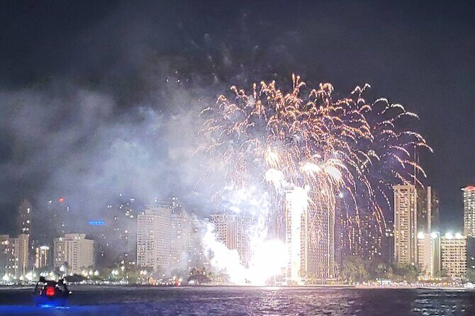 Waikiki Beach Catamaran Friday Night Fireworks Tour - FAQ