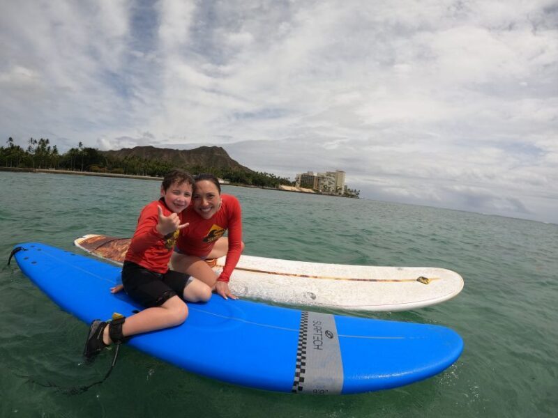 Waikiki: Family, Private, and Group Surfing Lessons - An Honest Look at the Waikiki Surf Lessons