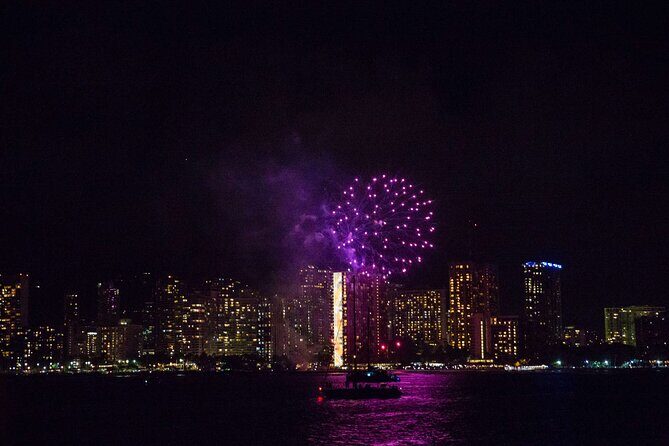 Waikiki Friday Fireworks Boat Cruise - The Sum Up: Who Should Consider This Tour?