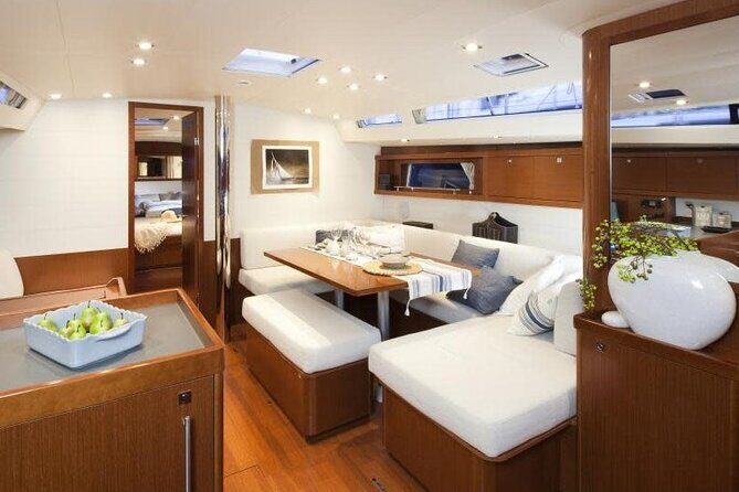 Waikiki Private Sunset Sail Romantic and Private - Wildlife & Marine Encounters